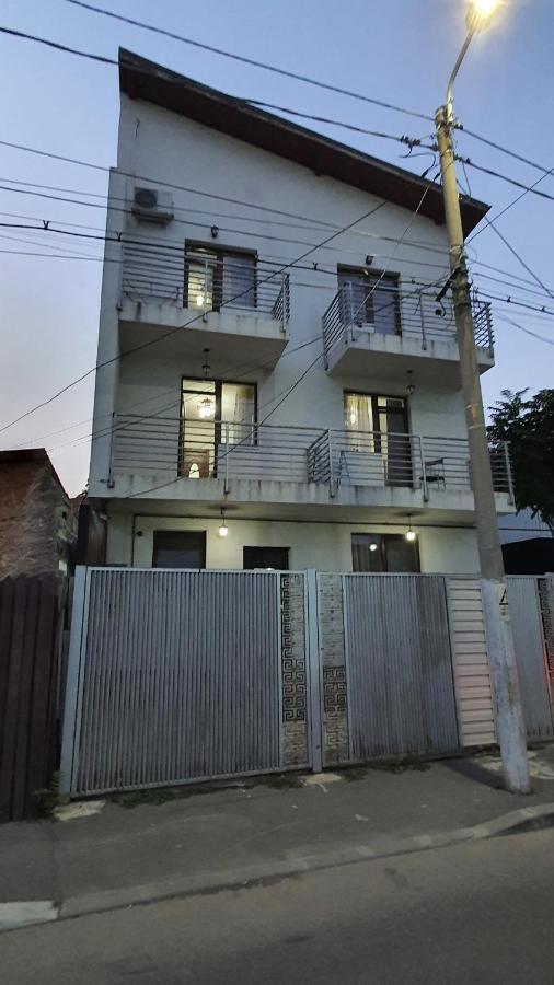 Pensiune Fundeni- Dragonul Rosu Bucureşti Exterior foto