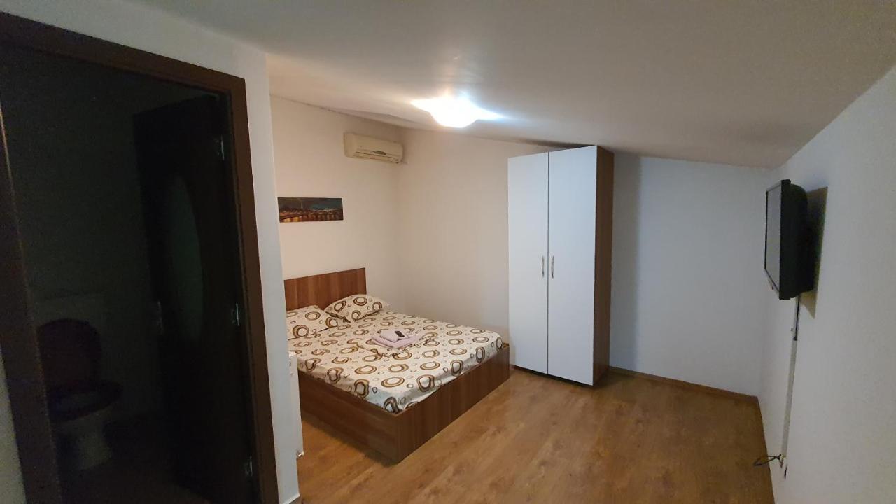Pensiune Fundeni- Dragonul Rosu Bucureşti Exterior foto